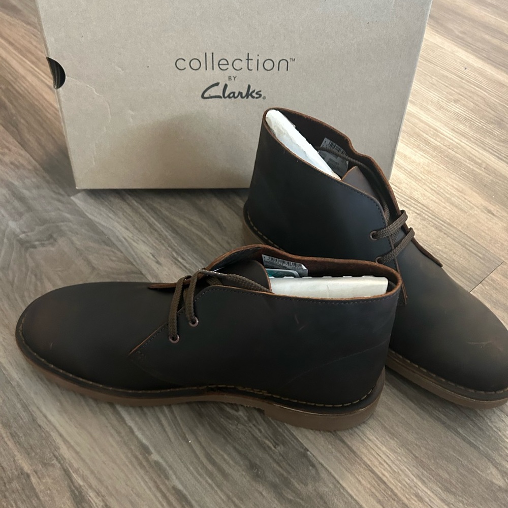 Men’s dark brown leather boots - brand new in box!